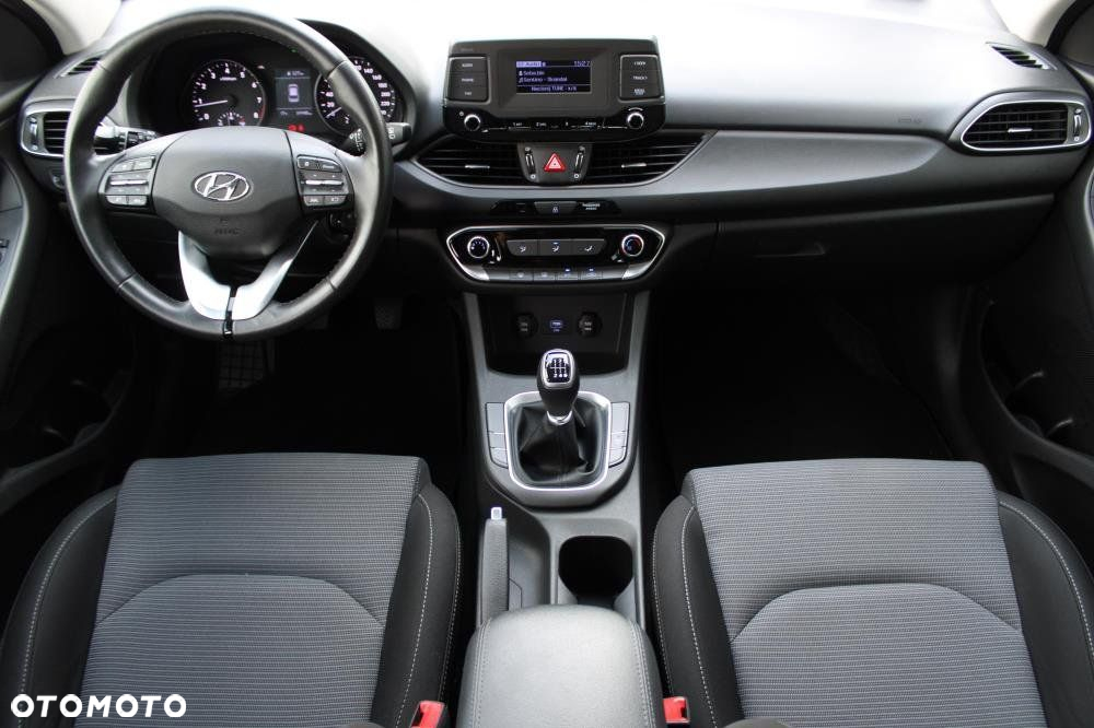 Hyundai i30 - 22