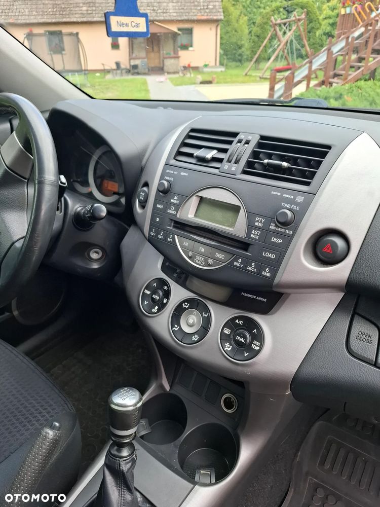 Toyota RAV4 2.2 D-CAT 4x4 Executive - 2