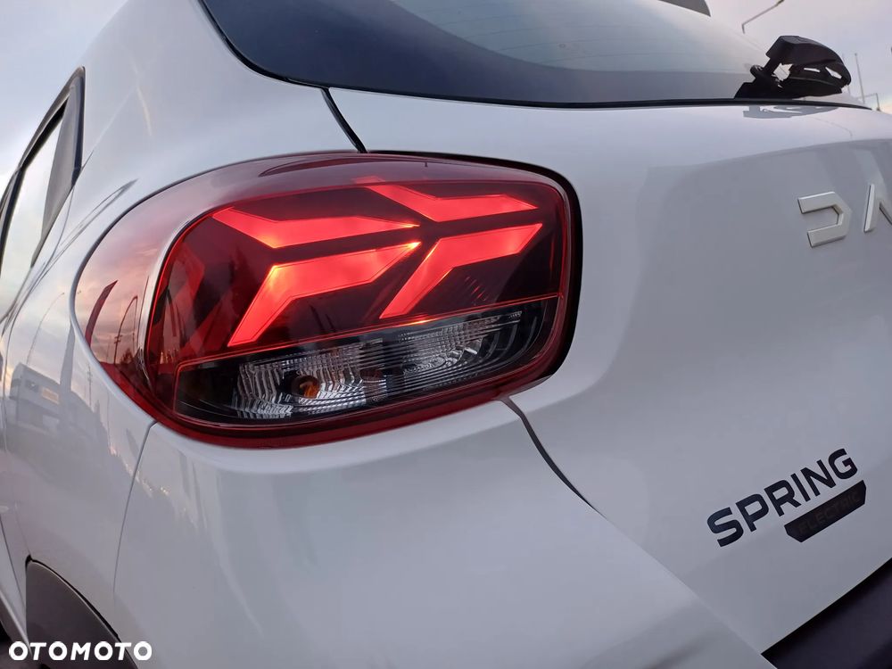 Dacia Spring 27.4kWh Essential - 12