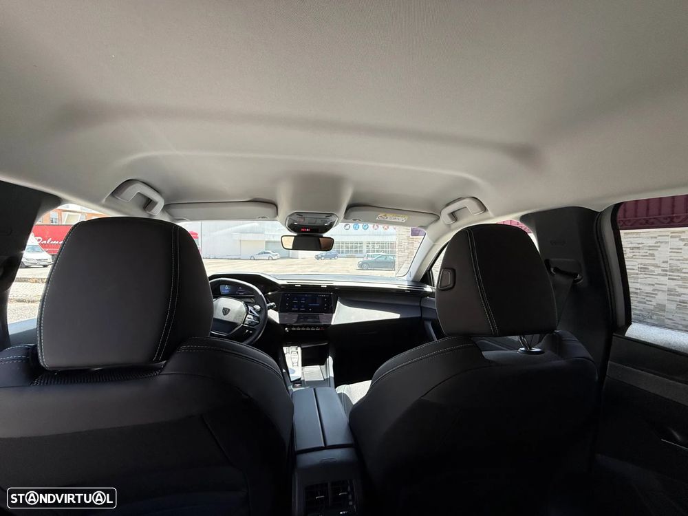 Peugeot e-308 54 kWh Allure - 25