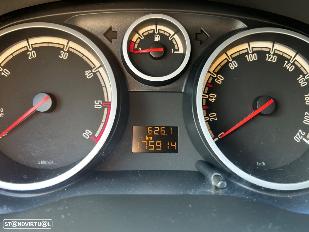 Opel Corsa - 7