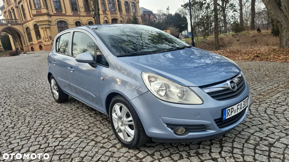 Opel Corsa 1.2 16V Color Edition - 1