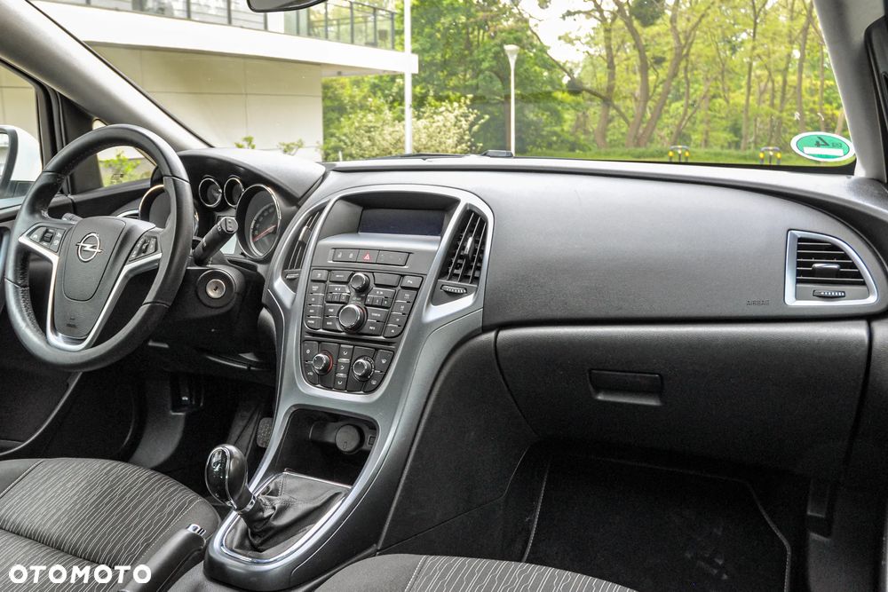 Opel Astra - 10