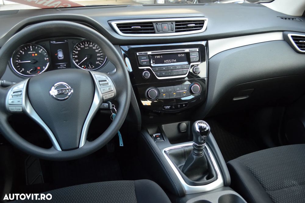 Nissan Qashqai 1.5 DCI N-Connecta - 28