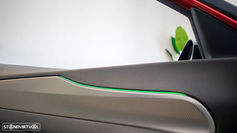 Peugeot 408 Plug-In Hybrid 180 e-EAT8 GT - 10