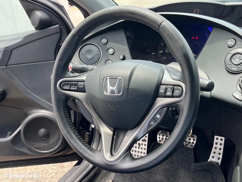 Honda Civic 1.4 i-VTEC Sport Edition - 15