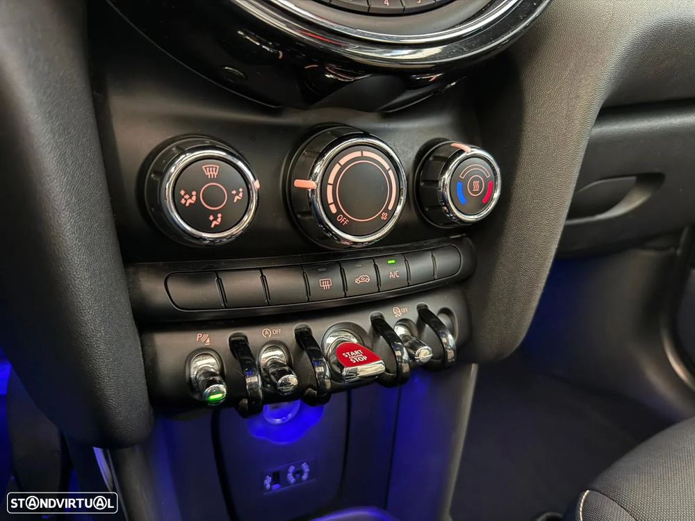 MINI 3 Portas One - 15