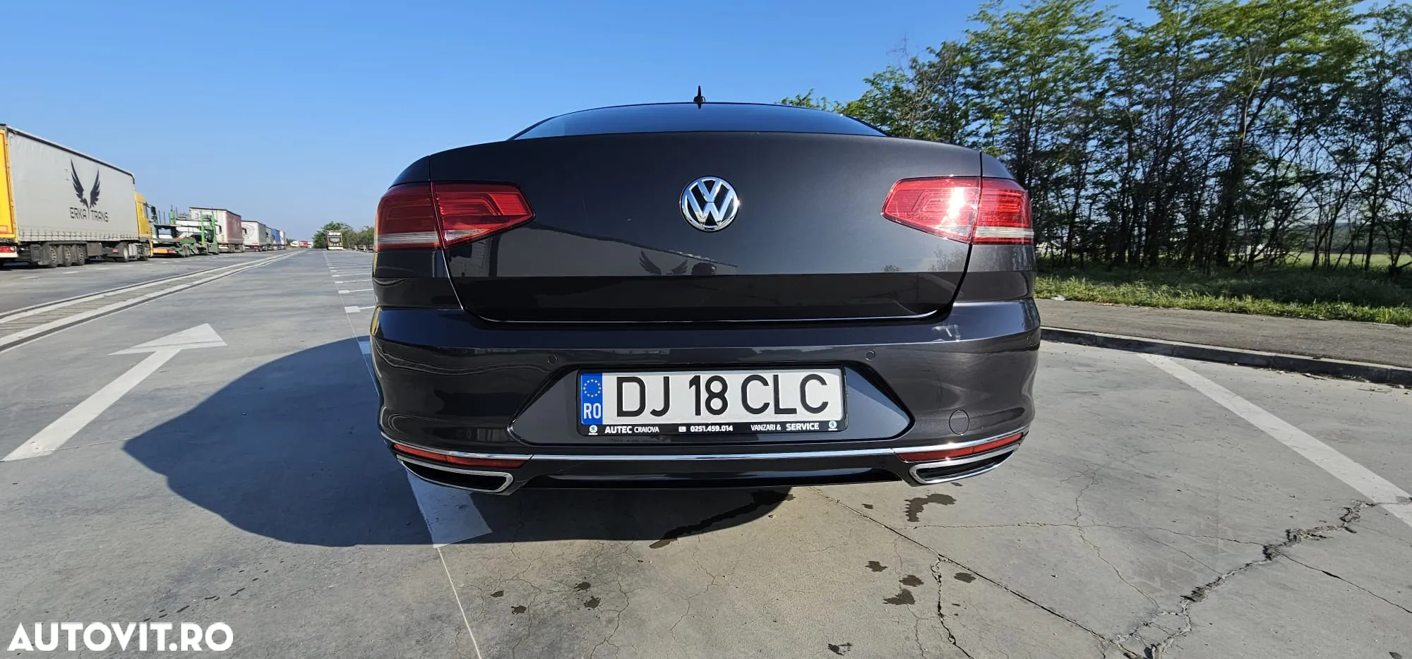 Volkswagen Passat 2.0 TDI DSG Comfortline - 21