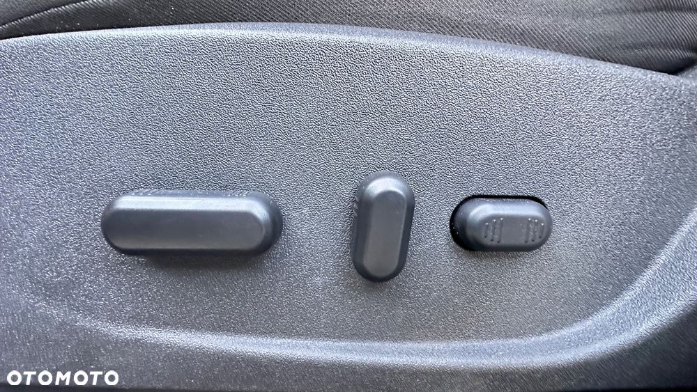 Ford Kuga 2.0 TDCi 4x4 ST-Line - 22