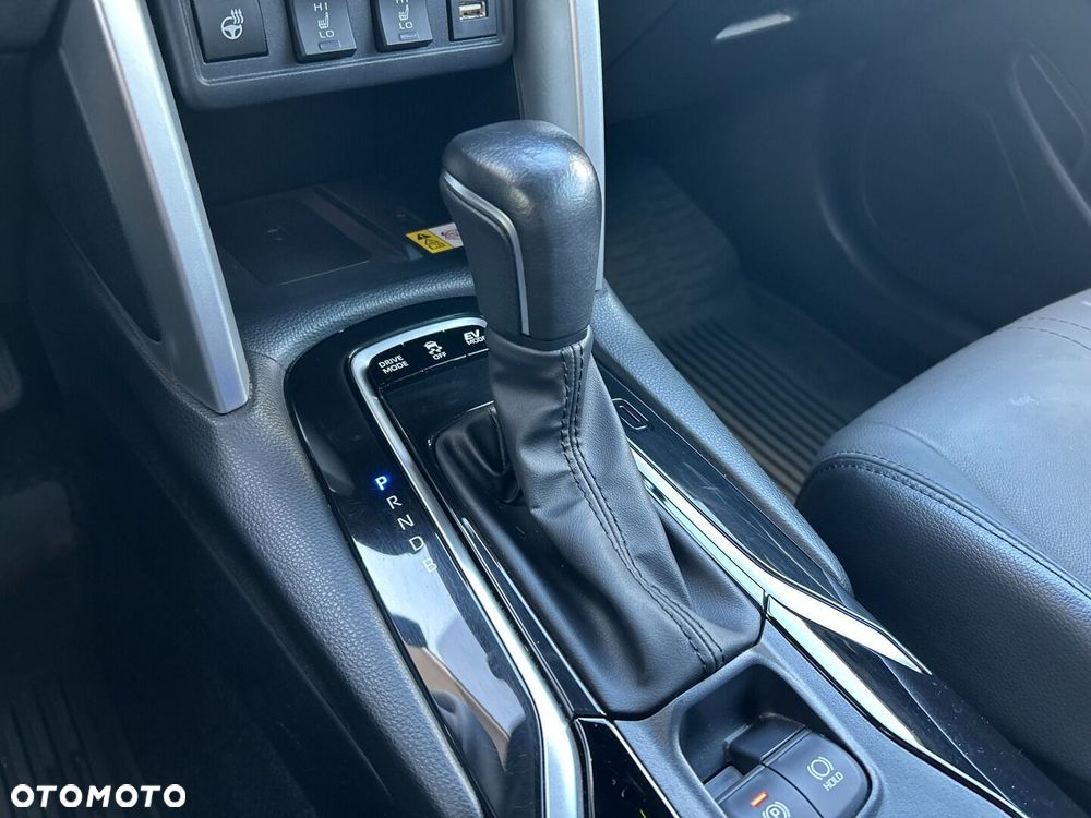 Toyota Corolla Cross 2.0 Hybrid Executive AWD - 20
