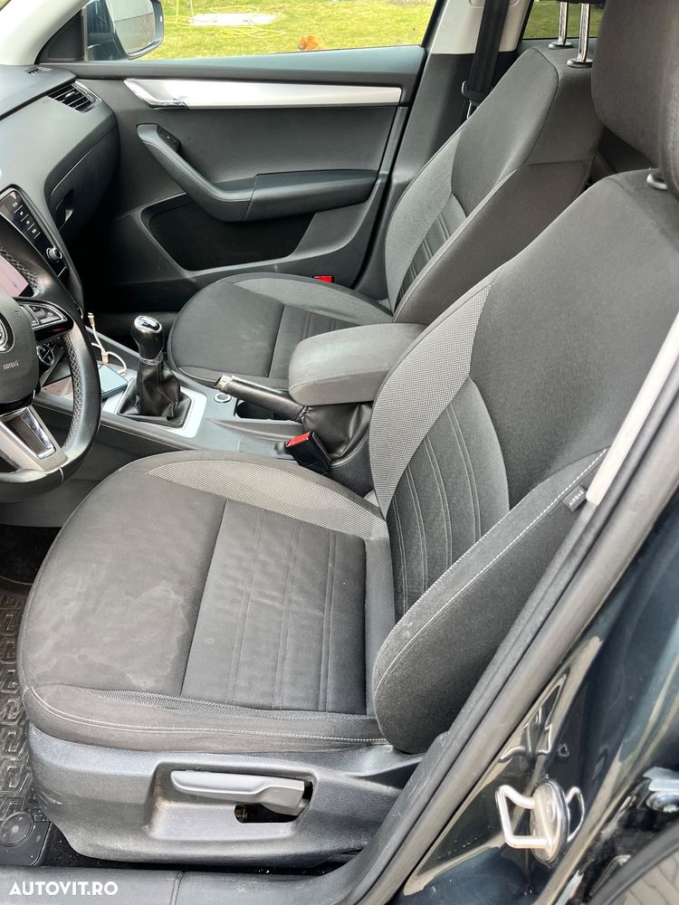 Skoda Octavia 2.0 TDI Ambition - 11