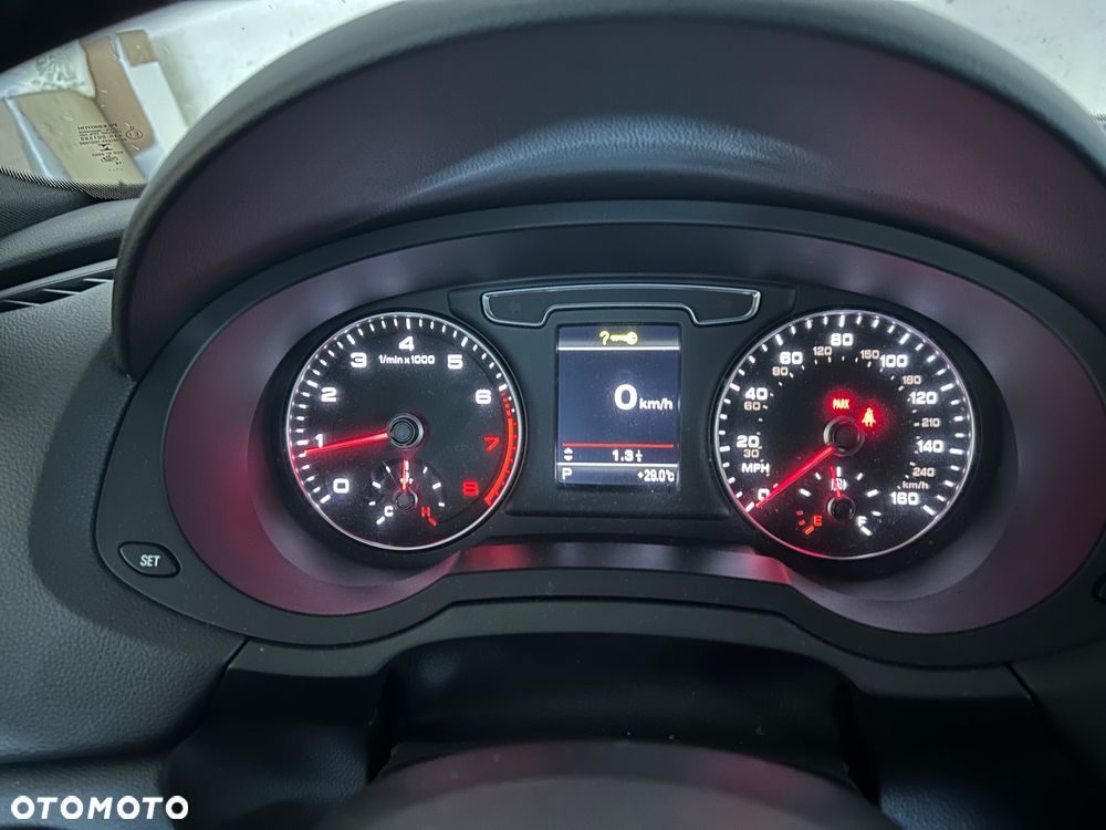 Audi Q3 - 8