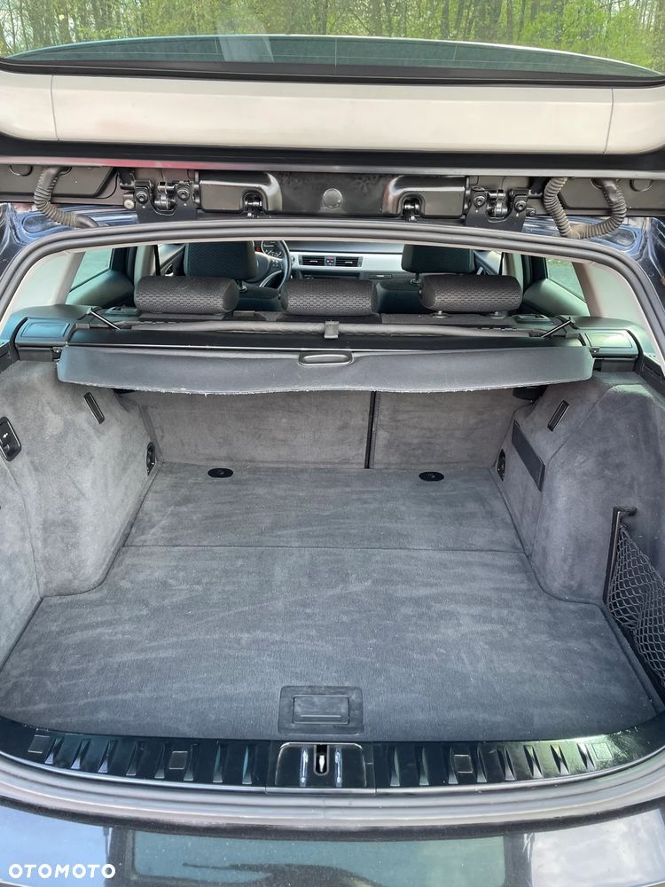 BMW Seria 3 320d - 5