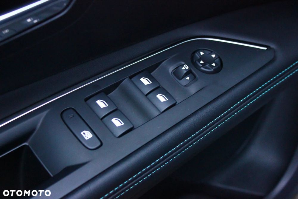 Peugeot 3008 BlueHDi 130 Stop & Start EAT8 Allure - 30