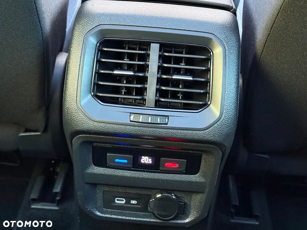 Volkswagen Tiguan - 40