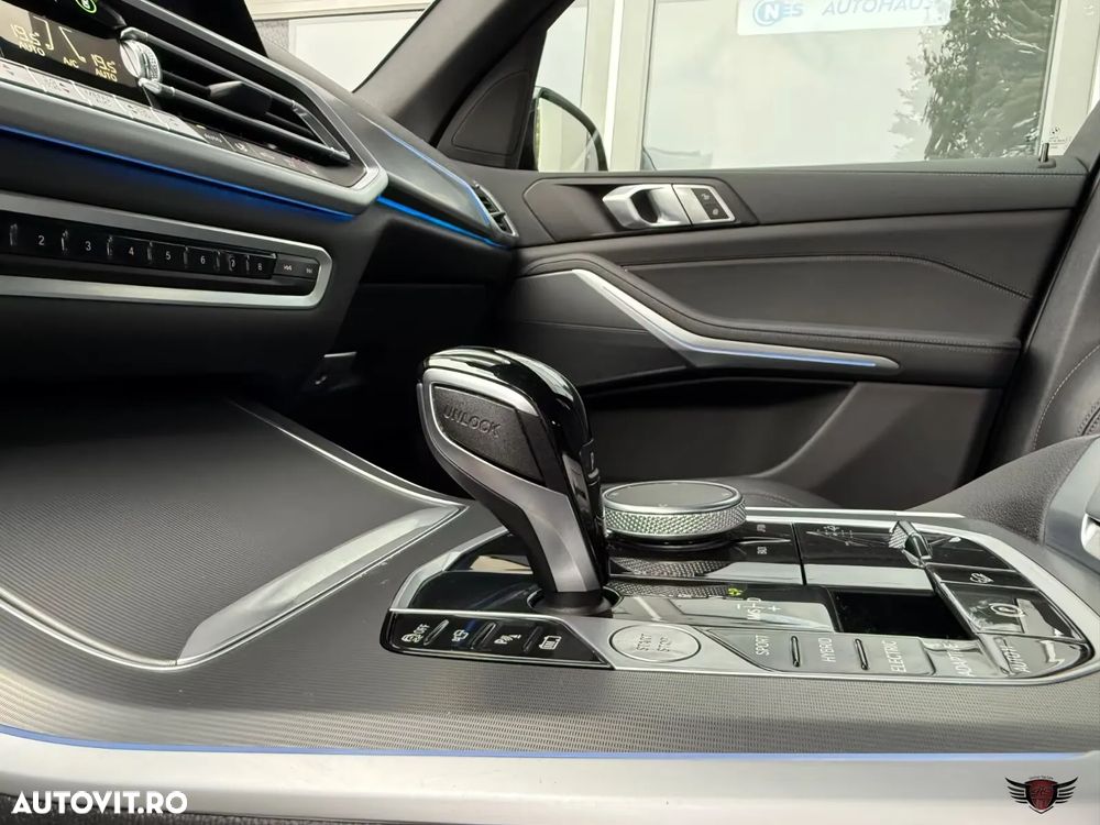 BMW X5 xDrive45e - 25