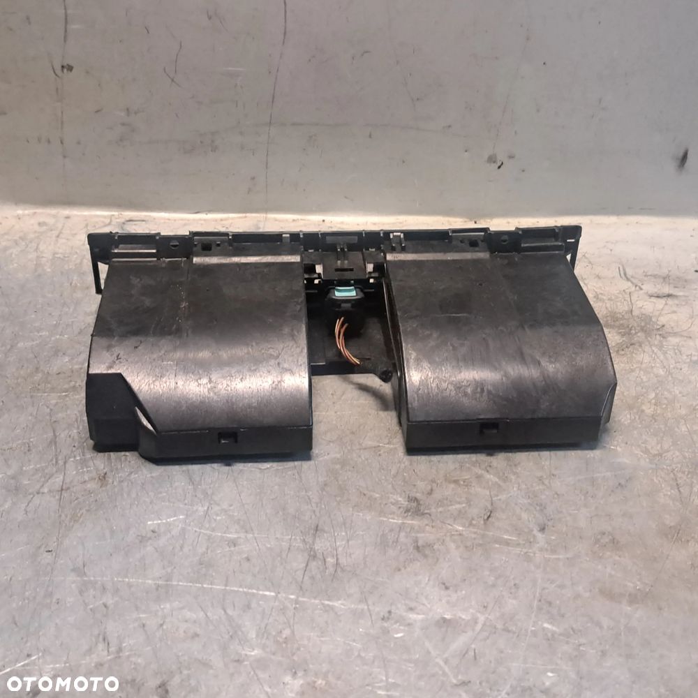 VW PASSAT B6 KOMBI SEDAN CC SZUFLADKI SCHOWEK KIESZONKA 3C0 858 407 EUROPA - 4