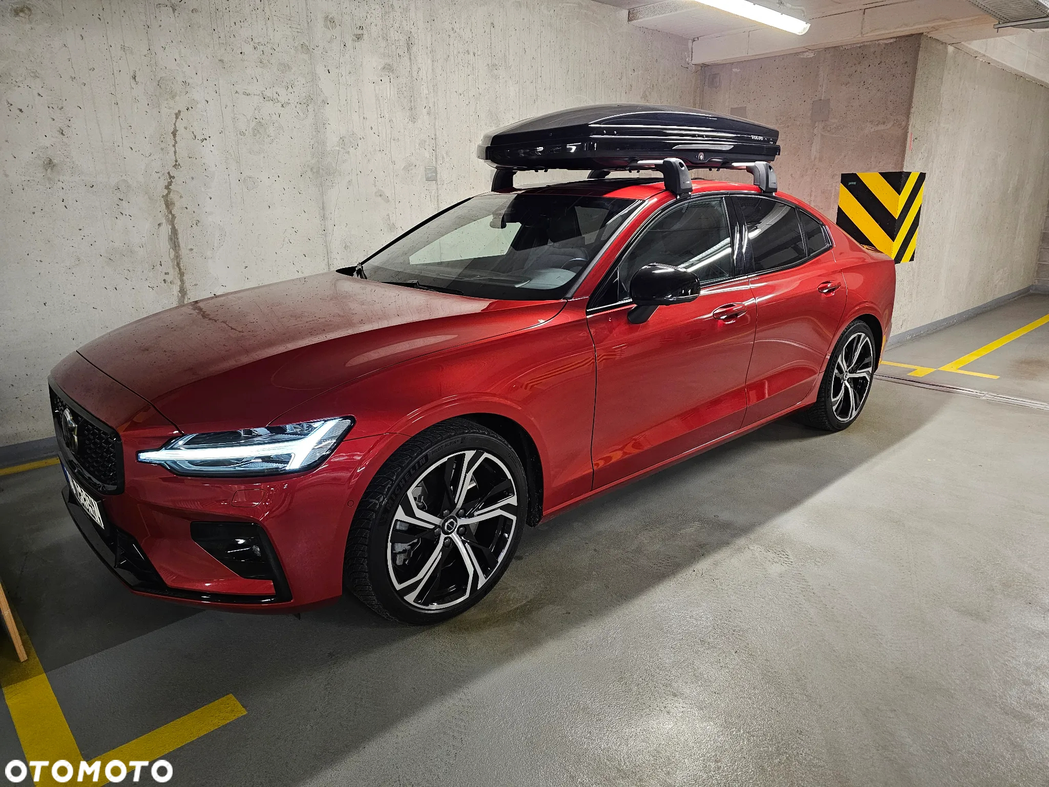 Volvo S60 B5 B AWD Ultimate Dark - 21