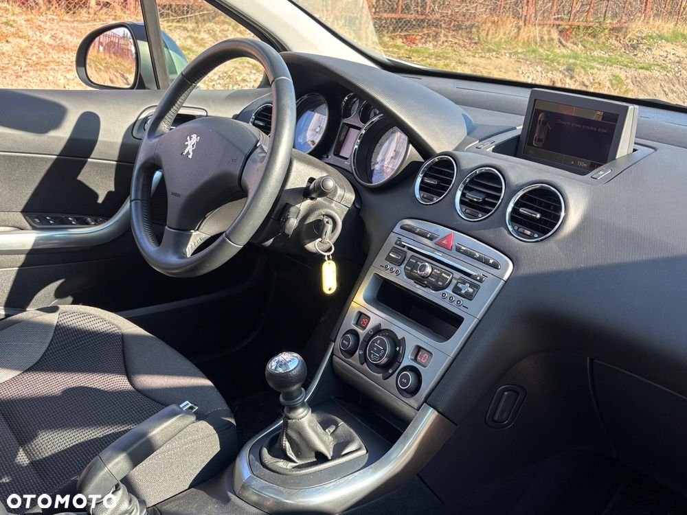 Peugeot 308 1.6 Premium - 31