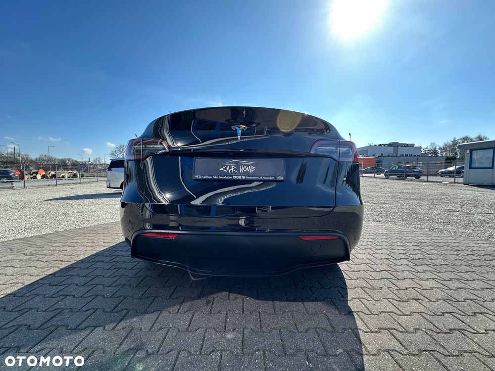 Tesla Model Y RWD - 5
