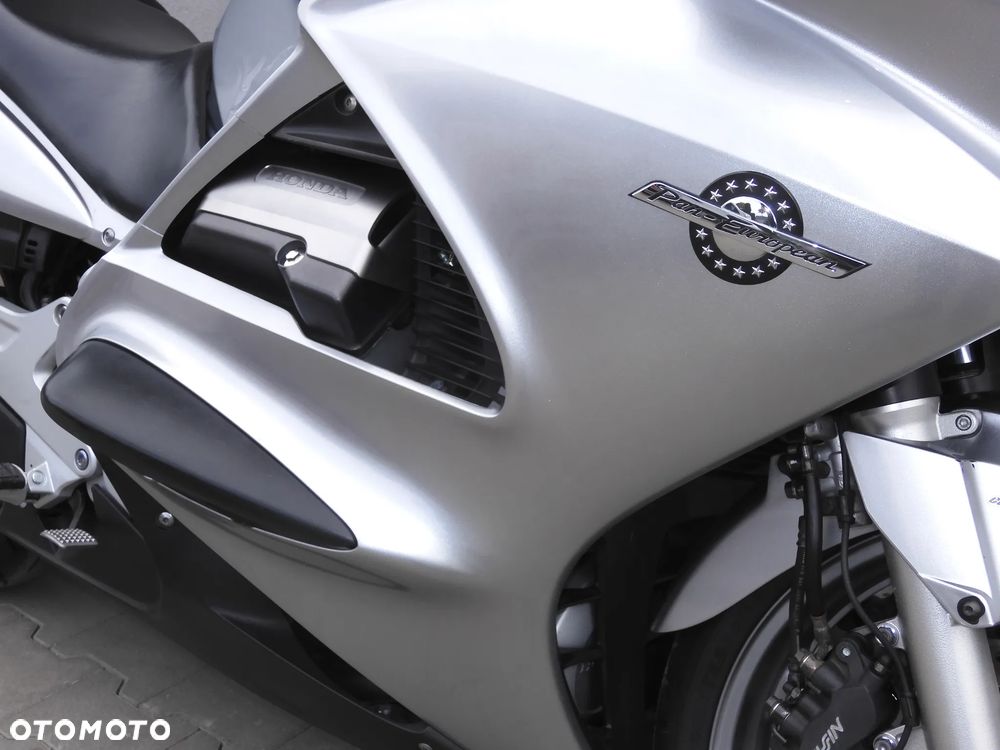 Honda ST - 6