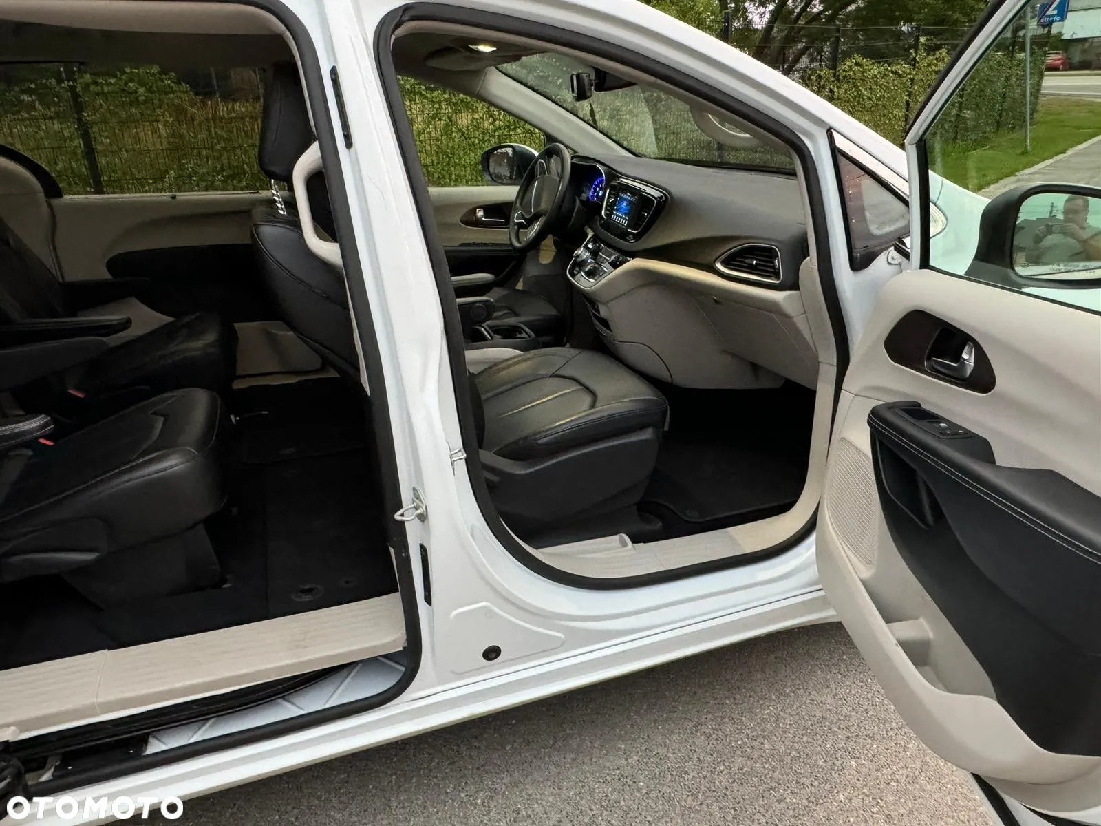 Chrysler Voyager - 8
