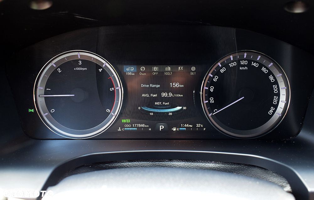 SsangYong/KGM Rexton - 11
