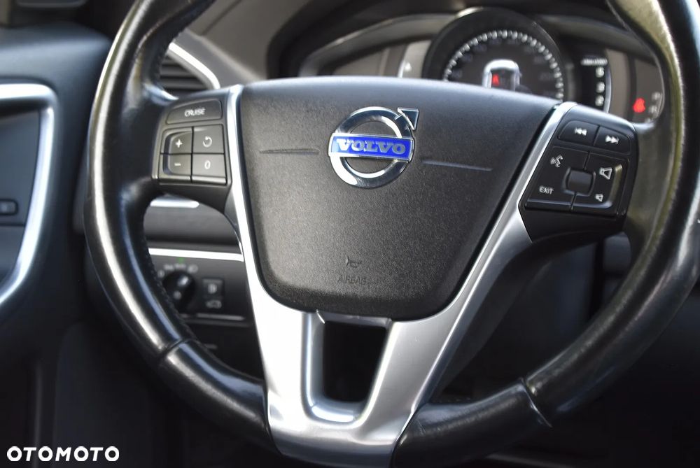 Volvo XC 60 - 19