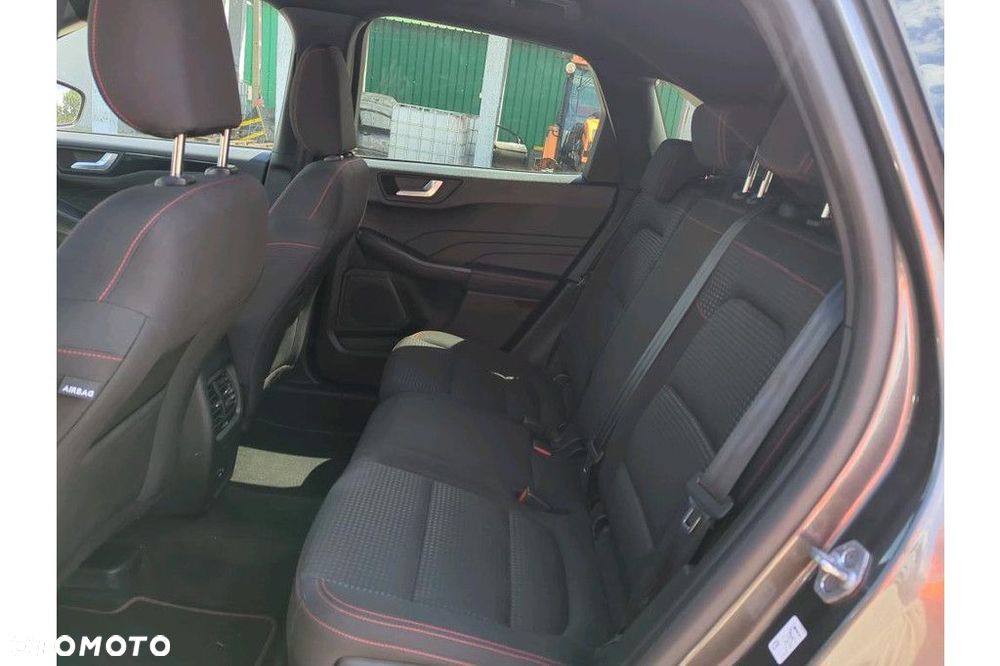 Ford Kuga - 6