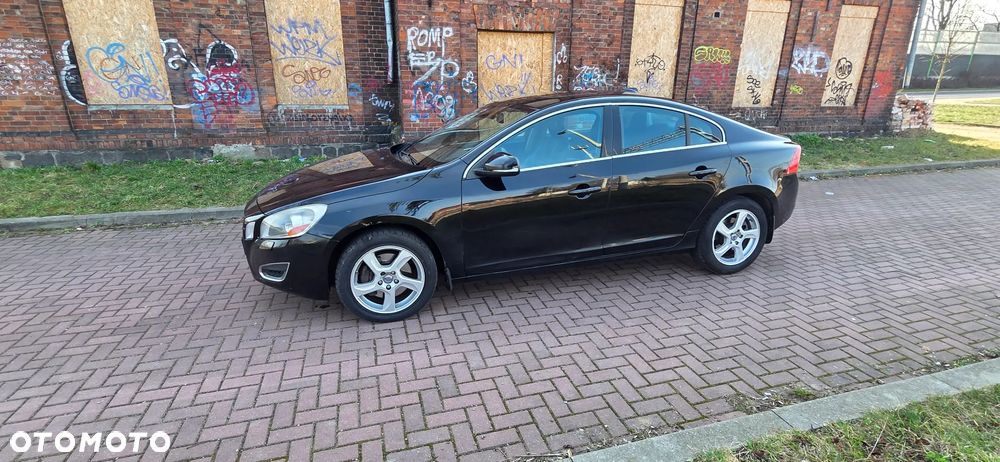 Volvo S60 - 11