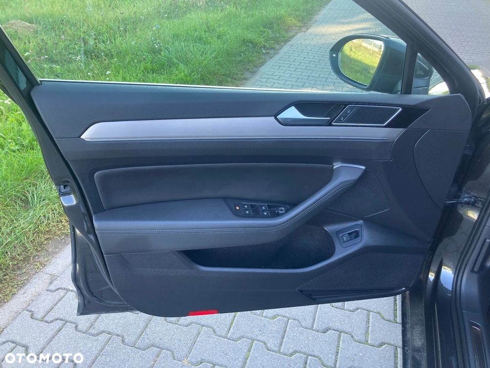 Volkswagen Passat 1.5 TSI EVO Highline DSG - 18
