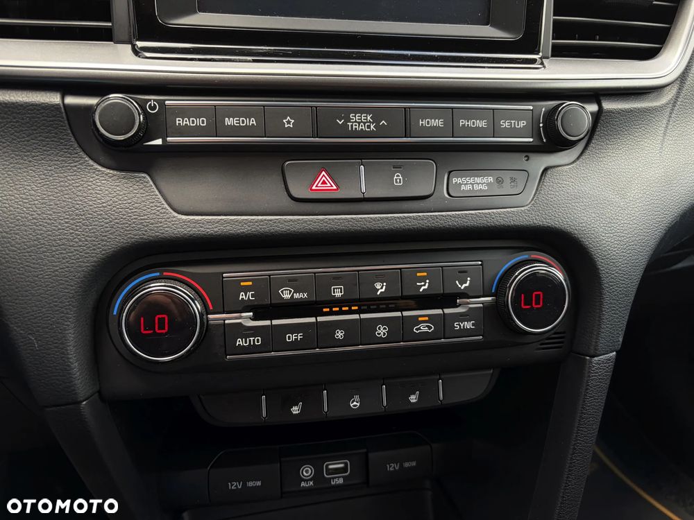 Kia Ceed 1.4 T-GDI L - 30