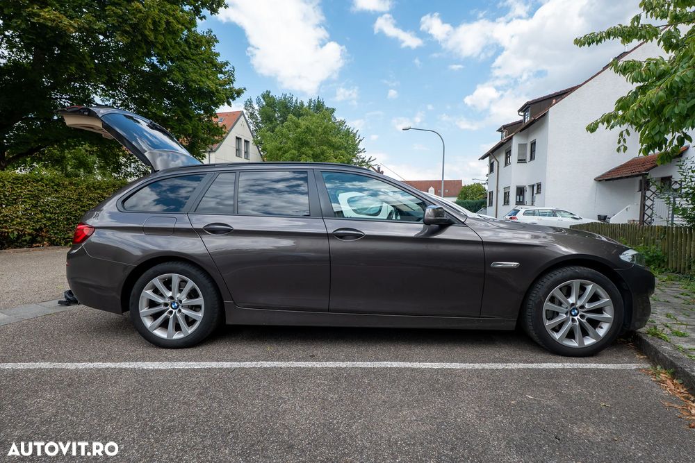 BMW Seria 5 525d xDrive Touring Aut. Luxury Line - 18