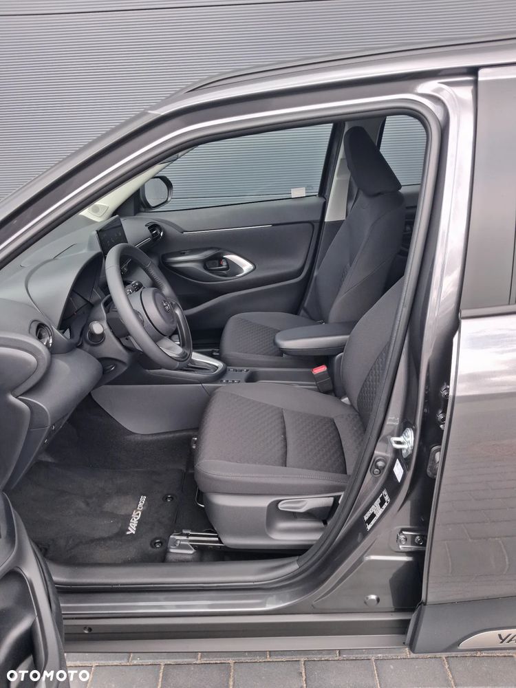 Toyota Yaris Cross - 19