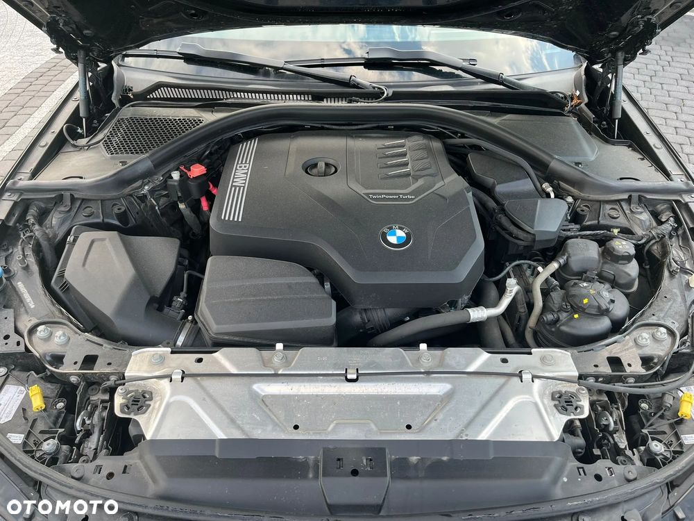 BMW Seria 3 330i xDrive M Sport - 40