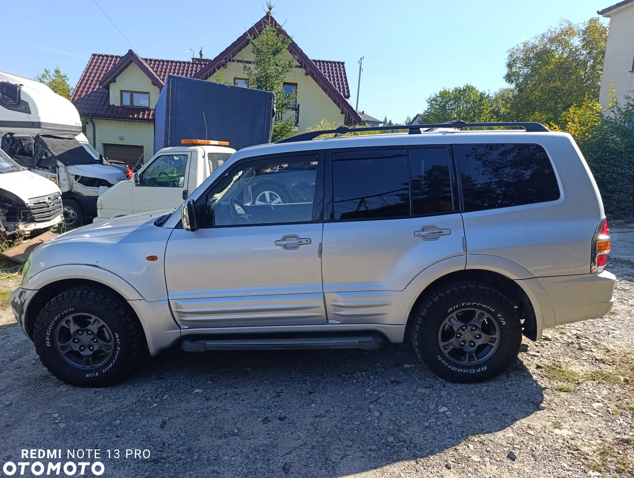 Mitsubishi Pajero - 13