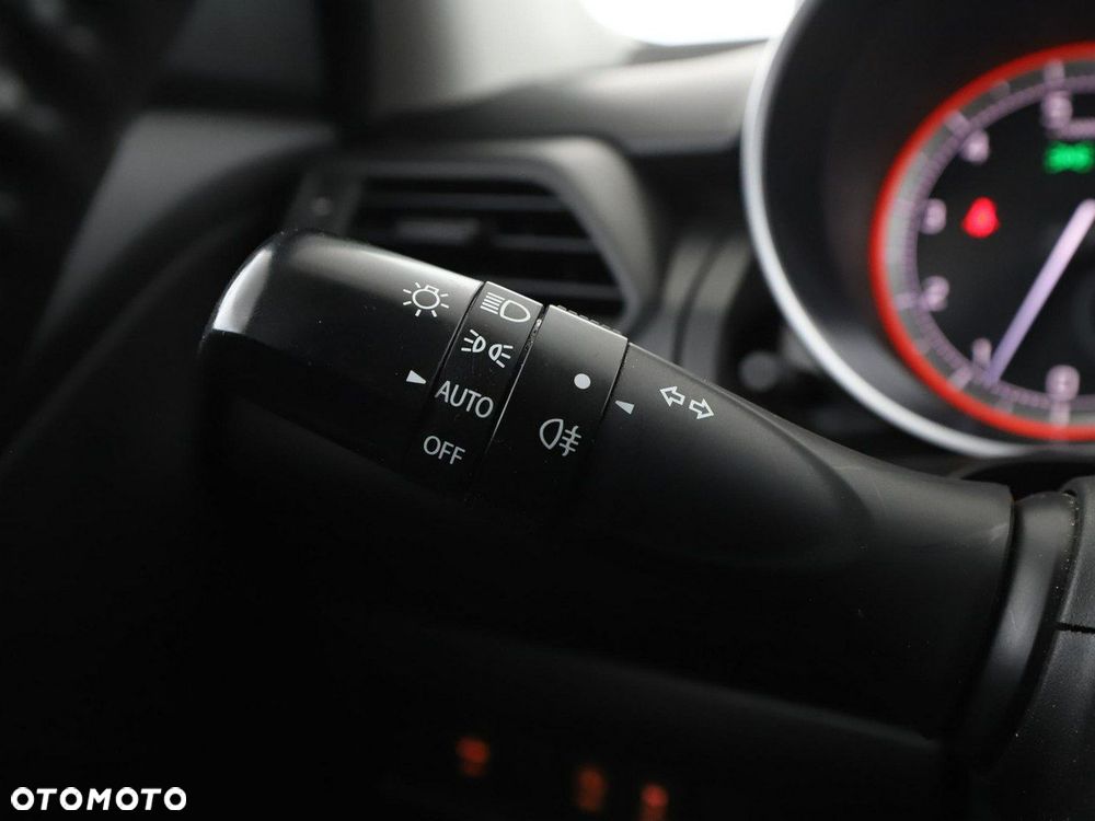 Suzuki Swift 1.2 Dualjet Hybrid Club - 30