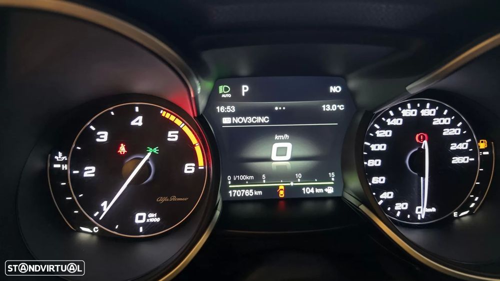 Alfa Romeo Stelvio 2.2 D Super AT8 - 38