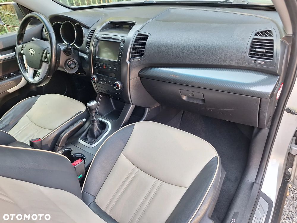 Kia Sorento - 24