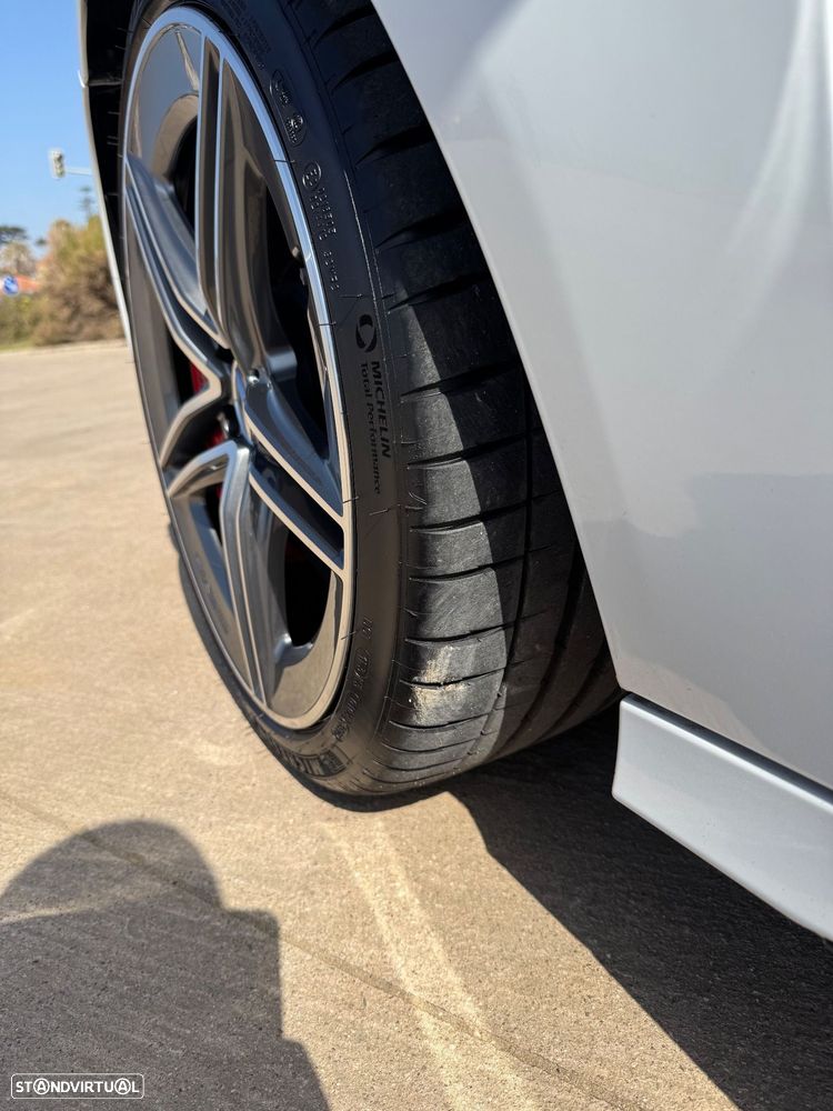 Mercedes-Benz A 45 AMG S 4Matic+ Speedshift DCT 8G Line Premium - 28