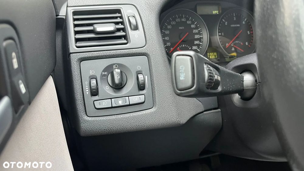 Volvo S40 2.0D Kinetic - 36