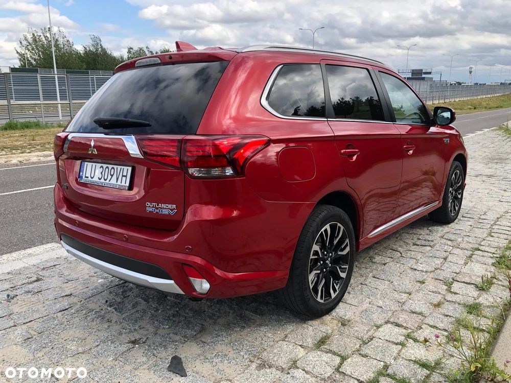 Mitsubishi Outlander 2.0 4WD - 2