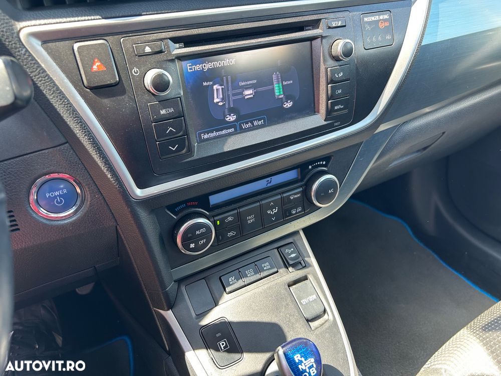 Toyota Auris - 7