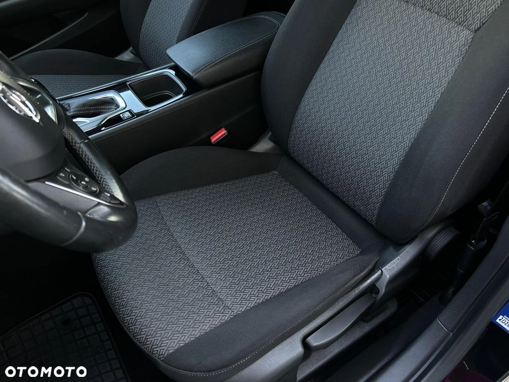 Opel Insignia 1.5 T GPF Enjoy S&S - 12