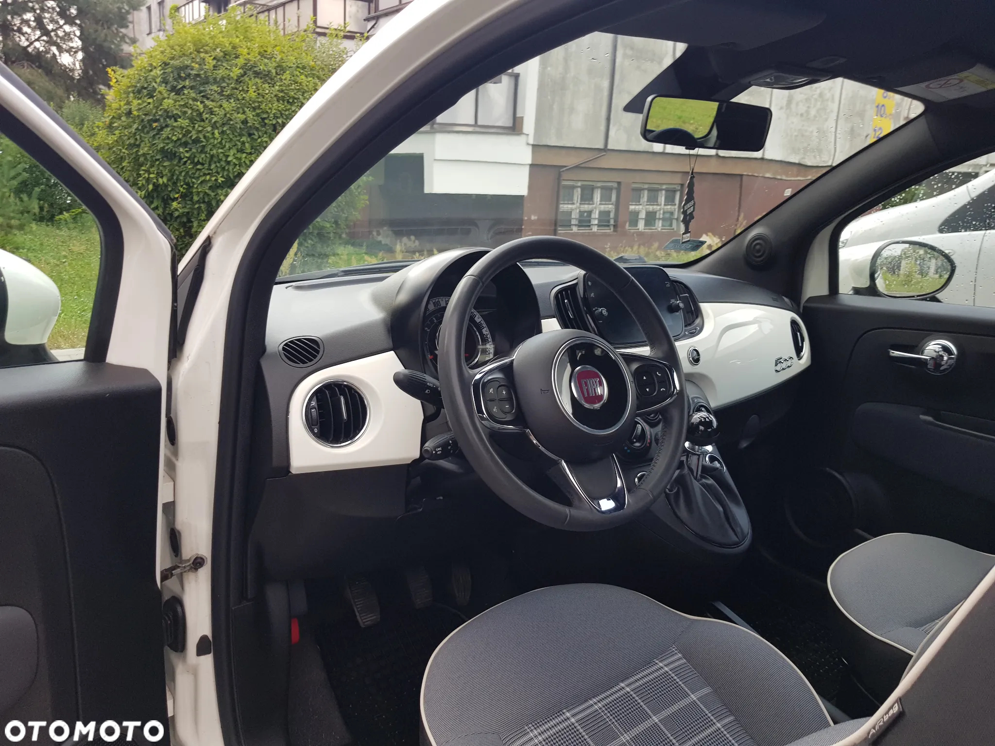 Fiat 500 1.0 Hybrid Lounge - 8