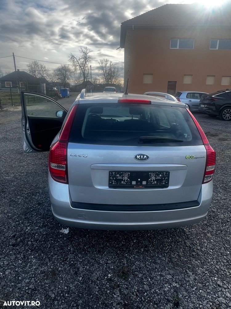 Kia Ceed 1.6 CRDi ISG Spirit - 5