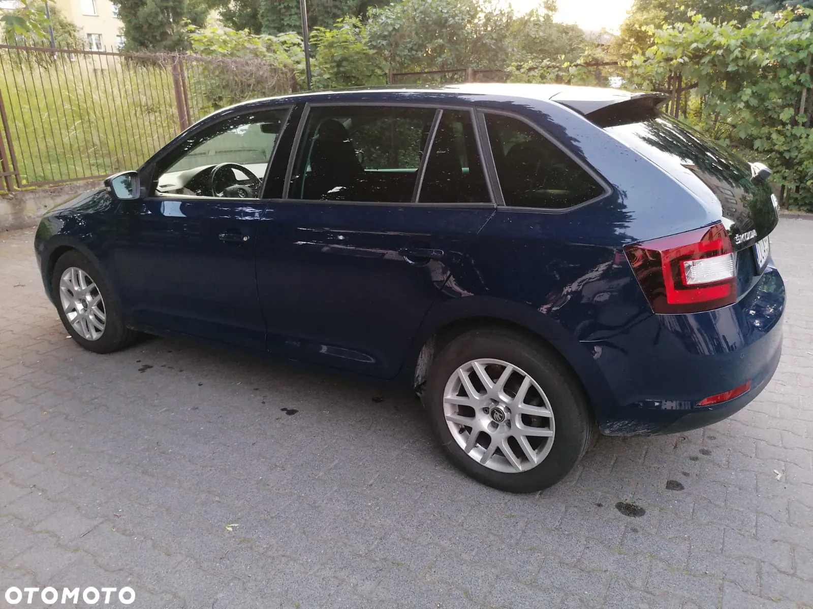 Skoda RAPID Spb 1.6 TDI DPF Elegance Max - 24