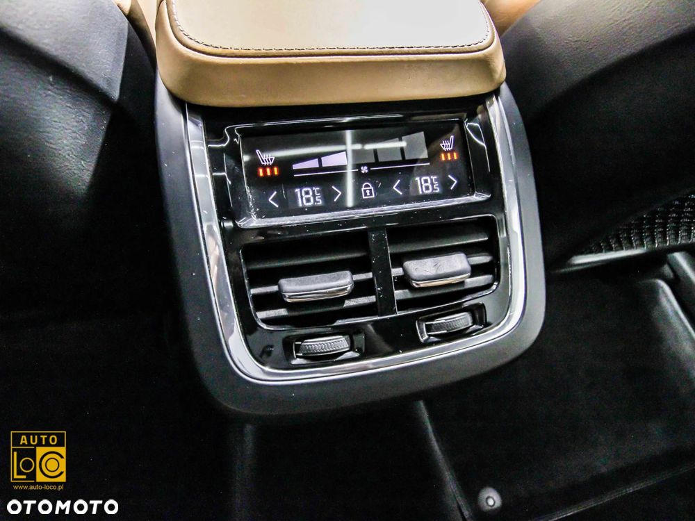 Volvo XC 90 B5 D AWD Inscription - 30