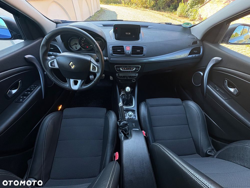Renault Megane TCe 180 GT - 25