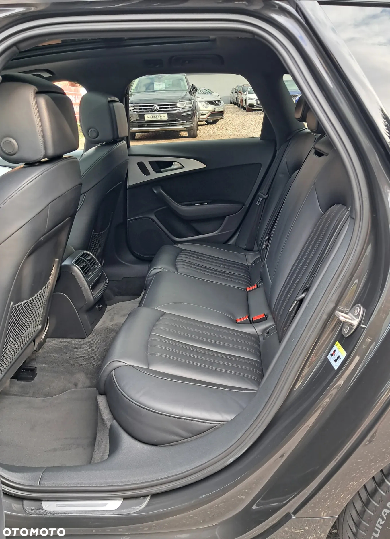 Audi A6 Avant 2.0 TDI Ultra S tronic - 12